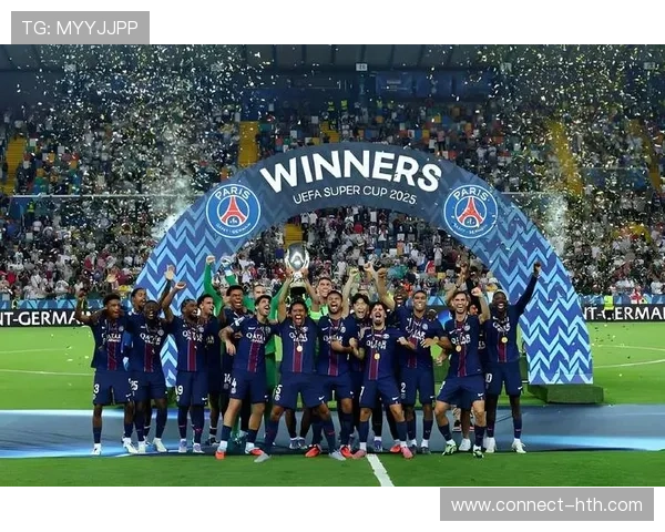 十人巴黎圣日耳曼客场2-1绝杀斯特拉斯堡，门德斯头槌建功