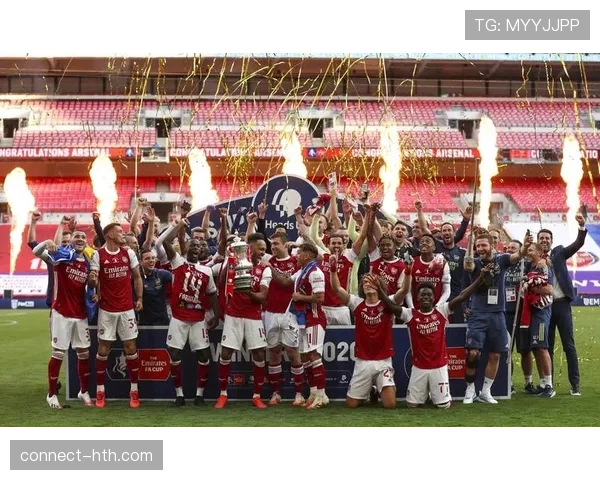 战术复盘：阿森纳高位逼抢为何在曼城细腻传导下失效